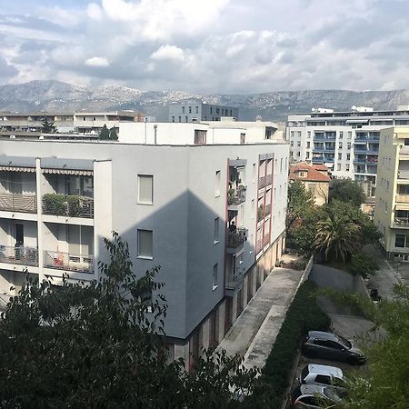 Apartman Split Lejlighed Eksteriør billede