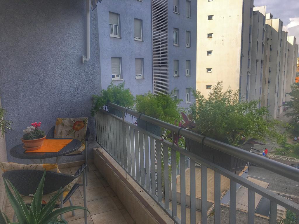 Apartman Split Lejlighed Eksteriør billede